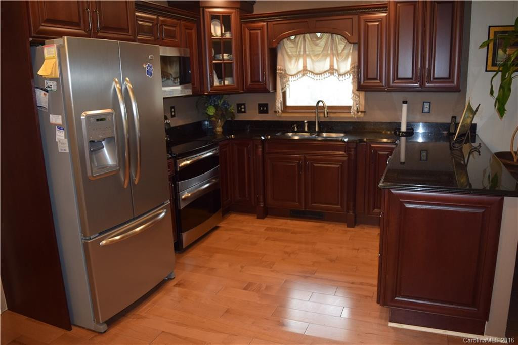 69 New Rockwood Road - Photo 3