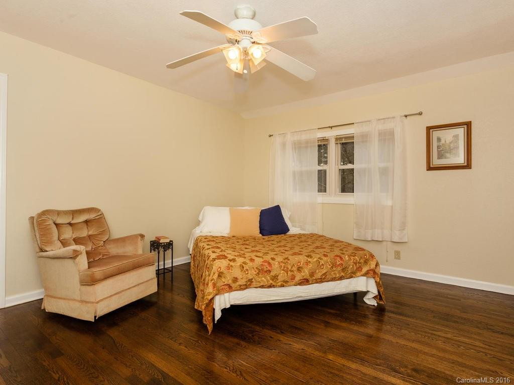 504 Buena Vista Lane - Photo 11