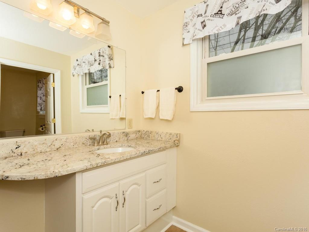504 Buena Vista Lane - Photo 12