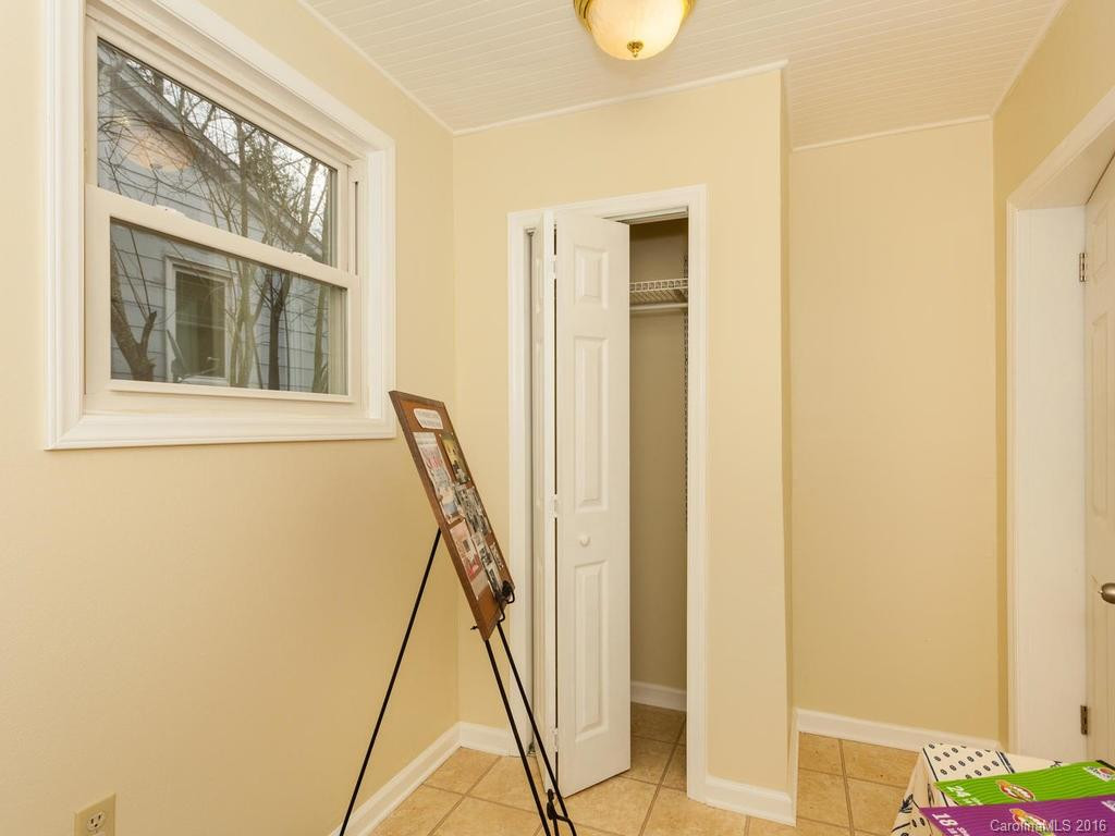 504 Buena Vista Lane - Photo 15