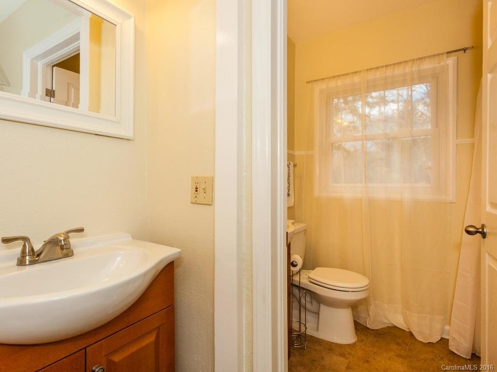 504 Buena Vista Lane - Photo 16