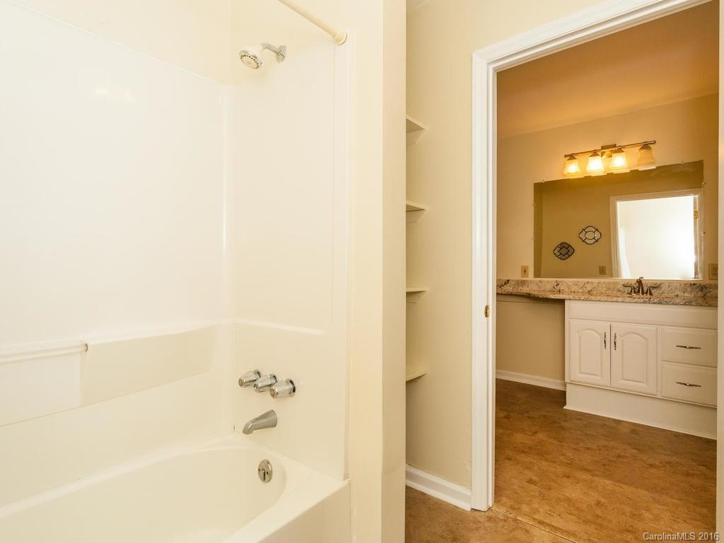 504 Buena Vista Lane - Photo 17