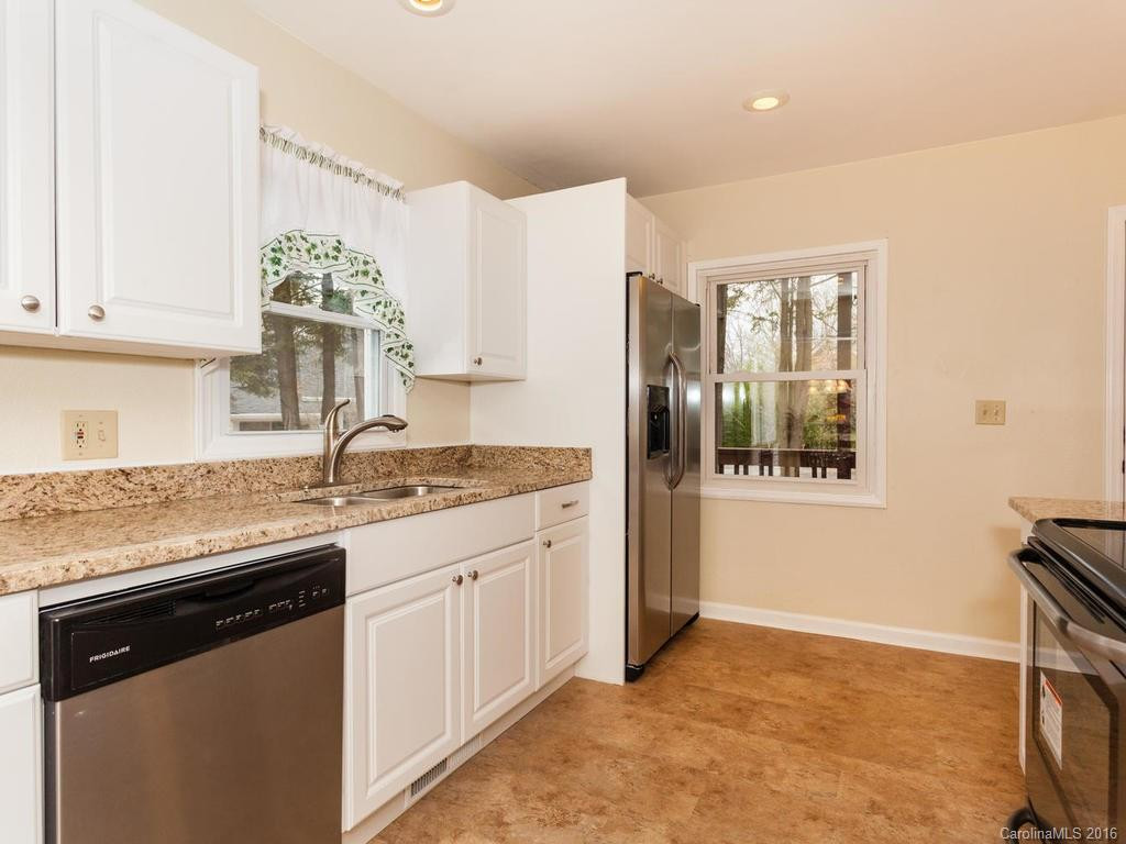 504 Buena Vista Lane - Photo 6