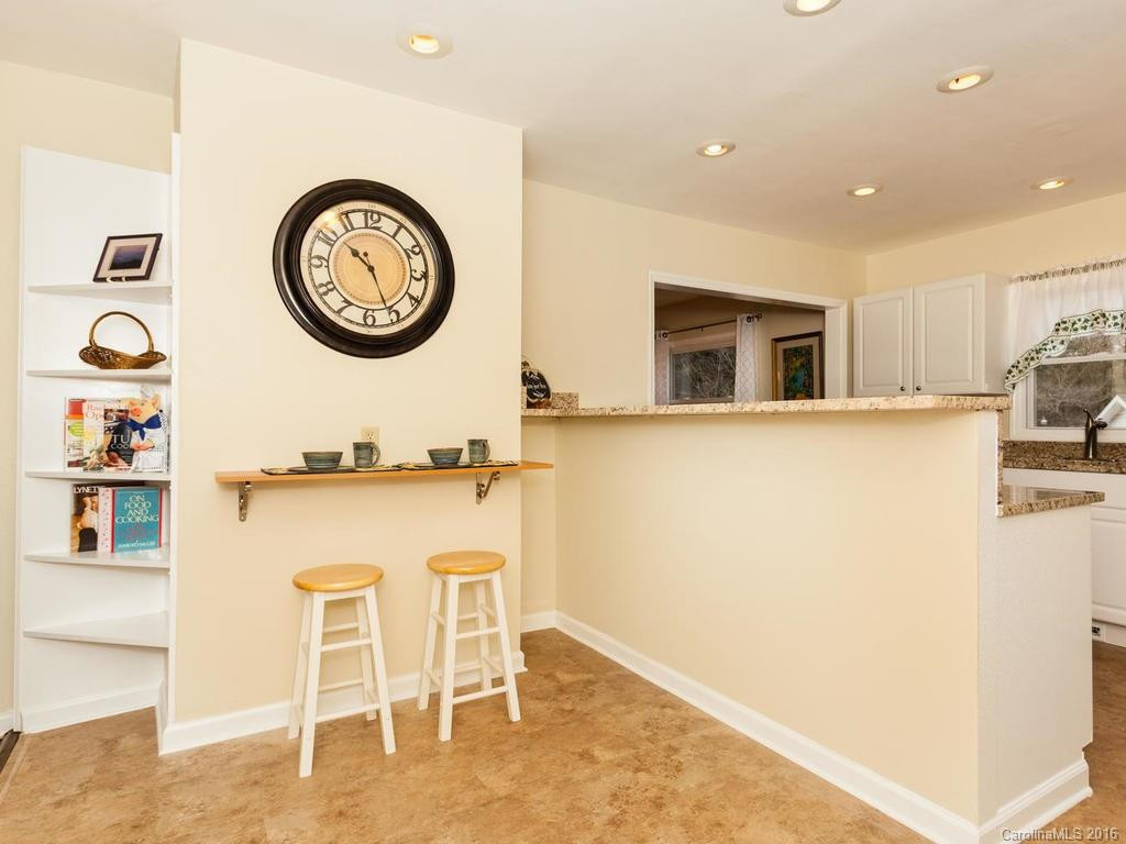 504 Buena Vista Lane - Photo 8