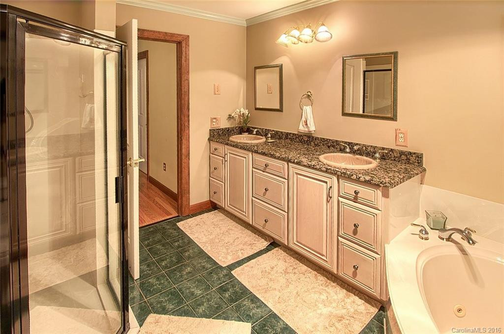 13 Mountain Lake Drive - Photo 15