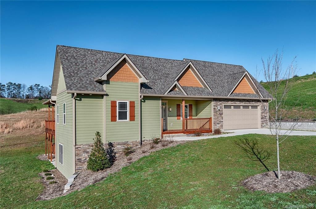 38 Tamerlane Way