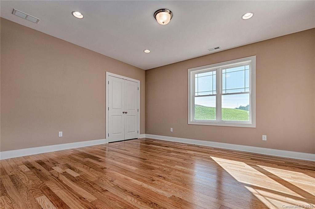 38 Tamerlane Way - Photo 14