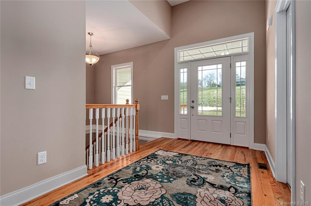 38 Tamerlane Way - Photo 3