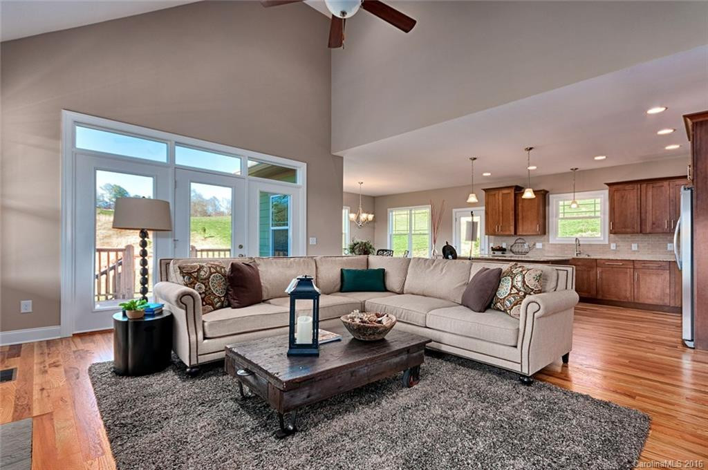 38 Tamerlane Way - Photo 5