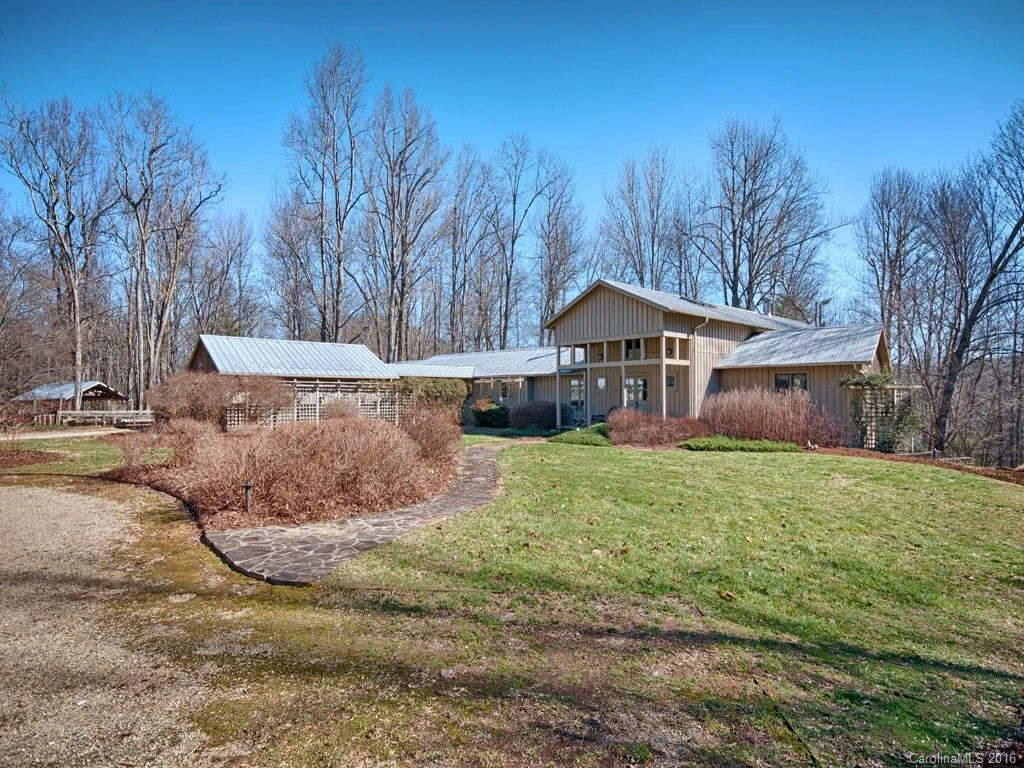 119 Laurel Hollow Way