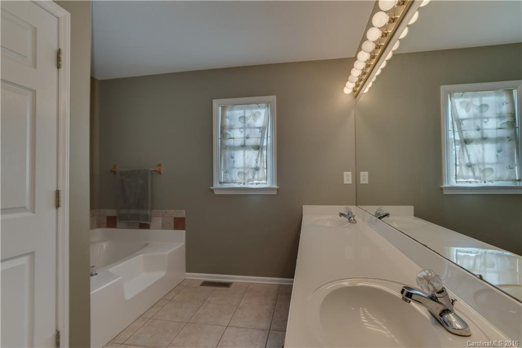 145 Major Fergusons Hill - Photo 18