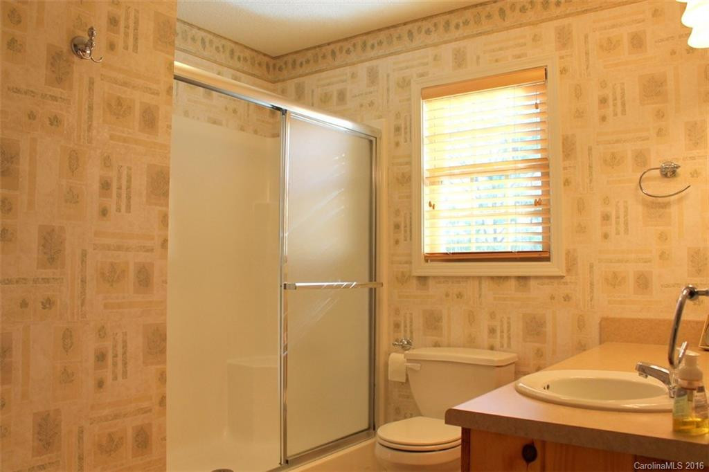 436 Hidden Lake Parkway - Photo 11