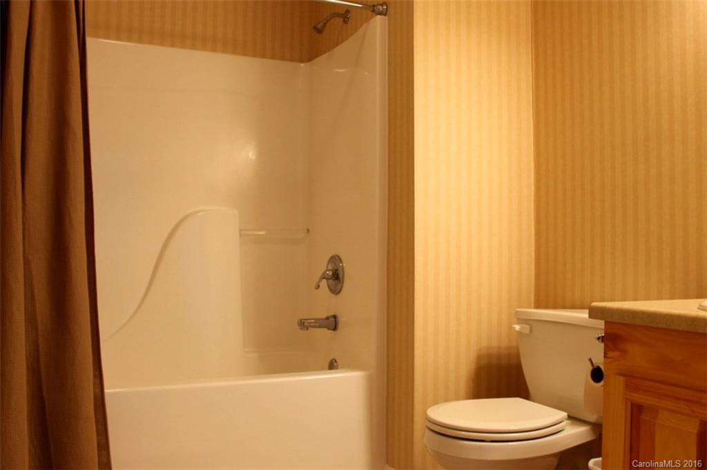 436 Hidden Lake Parkway - Photo 18
