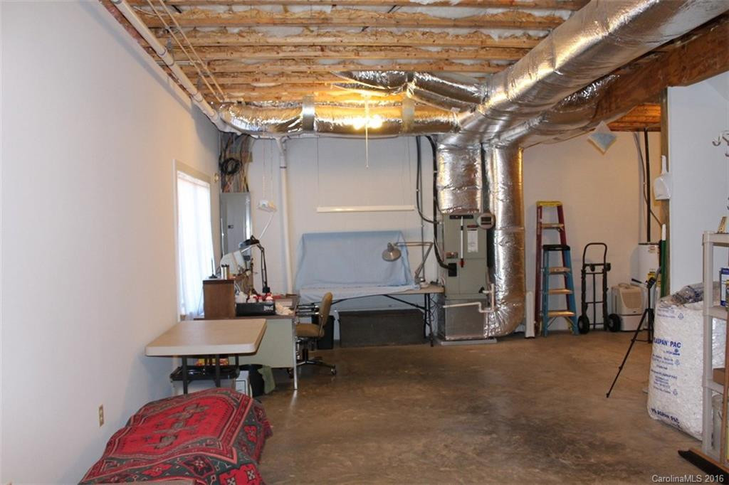436 Hidden Lake Parkway - Photo 22