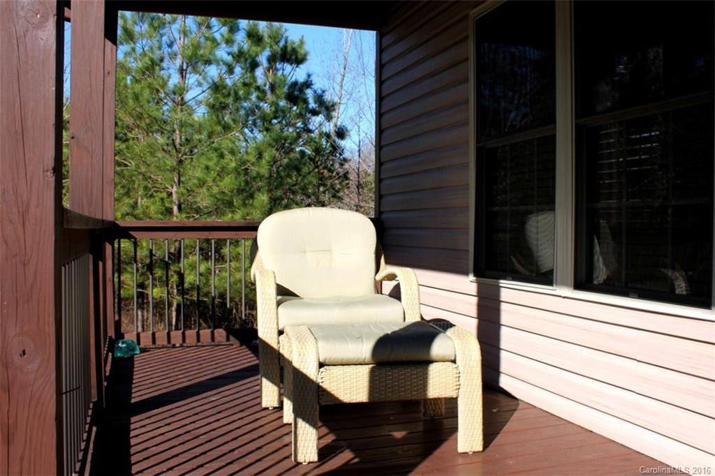 436 Hidden Lake Parkway - Photo 4