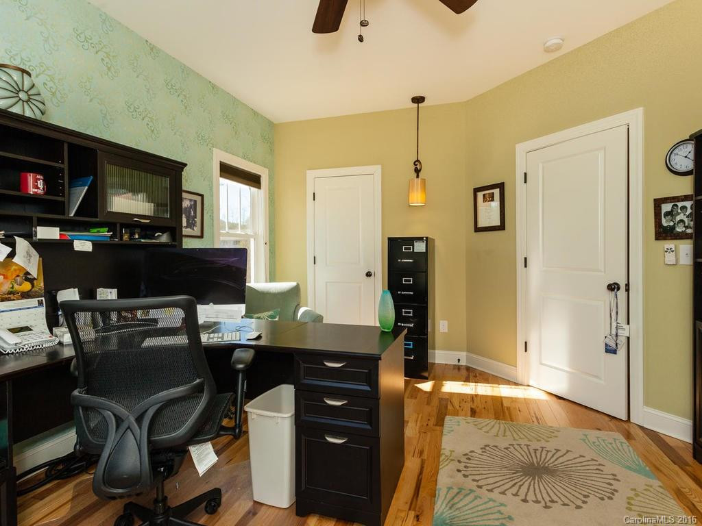 153 Fox Creek Drive - Photo 17