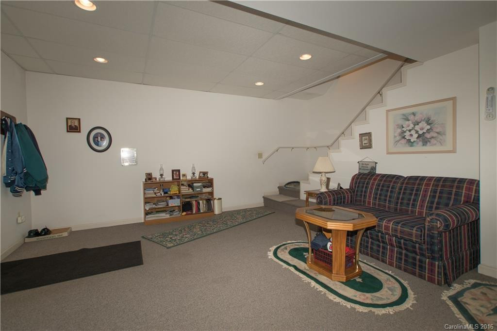 248 Fallen Timber Road #14 - Photo 15