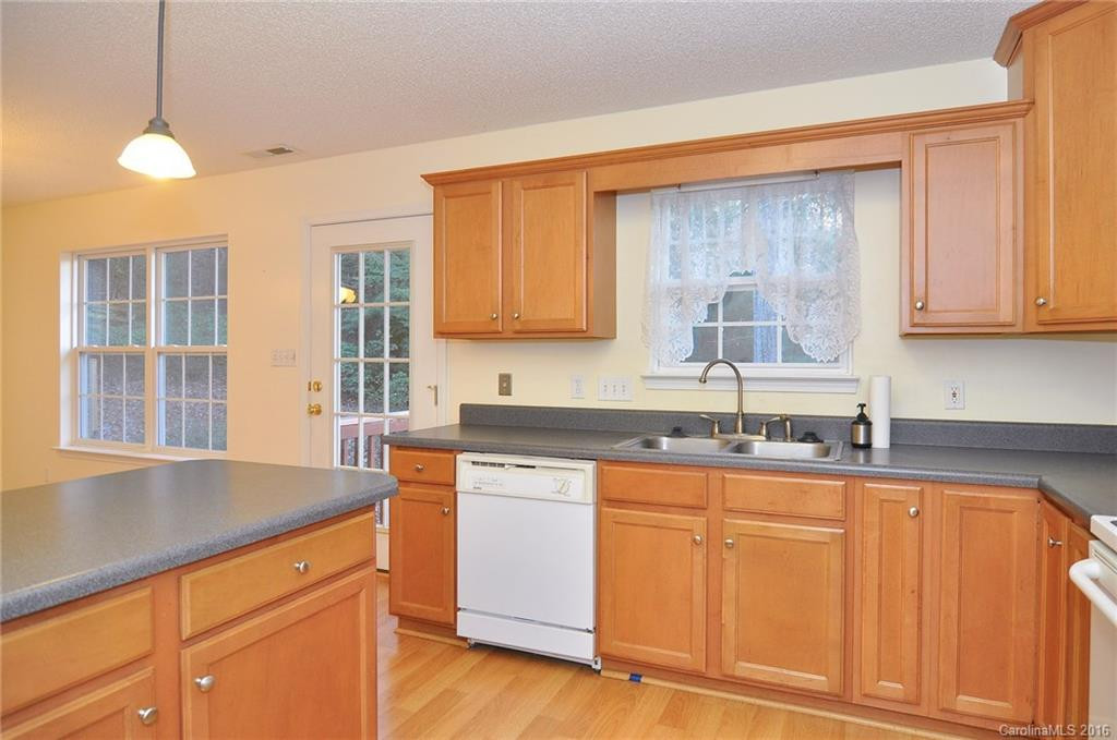 215 Laurel Ridge Road - Photo 11
