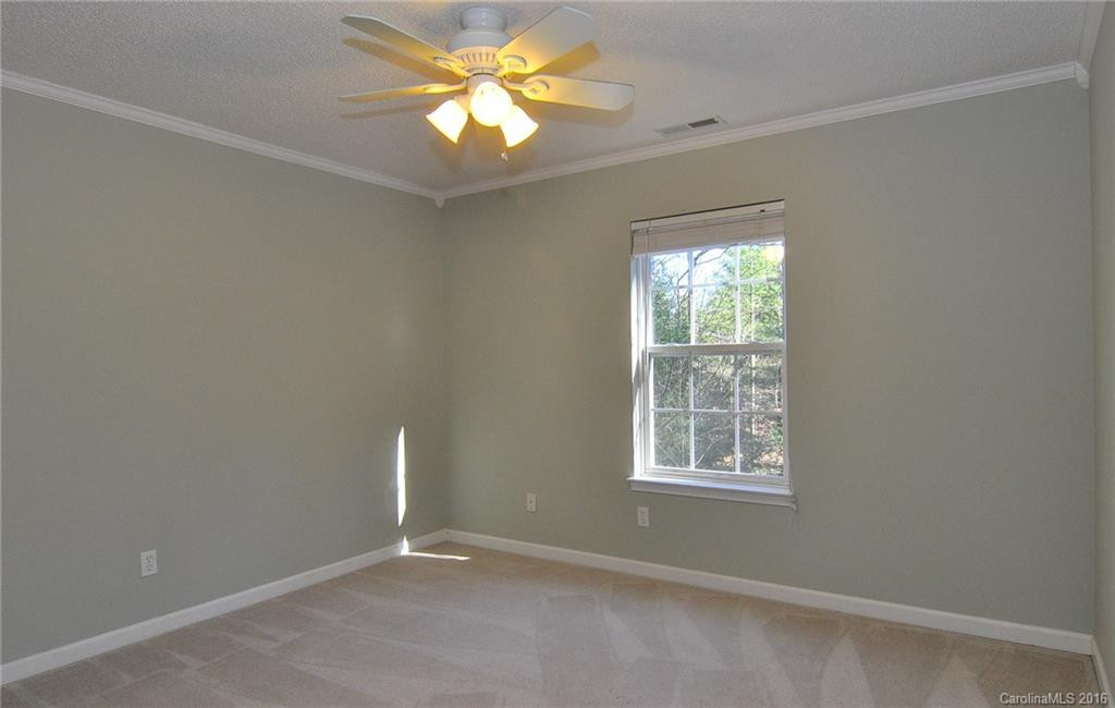 215 Laurel Ridge Road - Photo 18