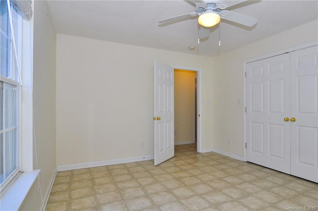 215 Laurel Ridge Road - Photo 20