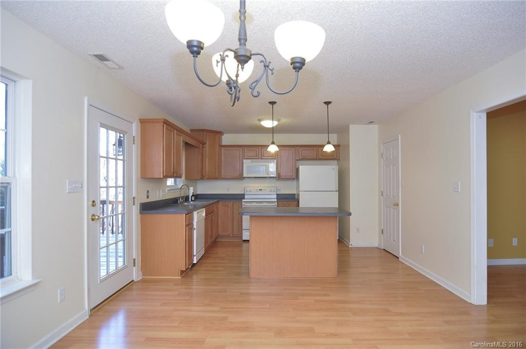 215 Laurel Ridge Road - Photo 8