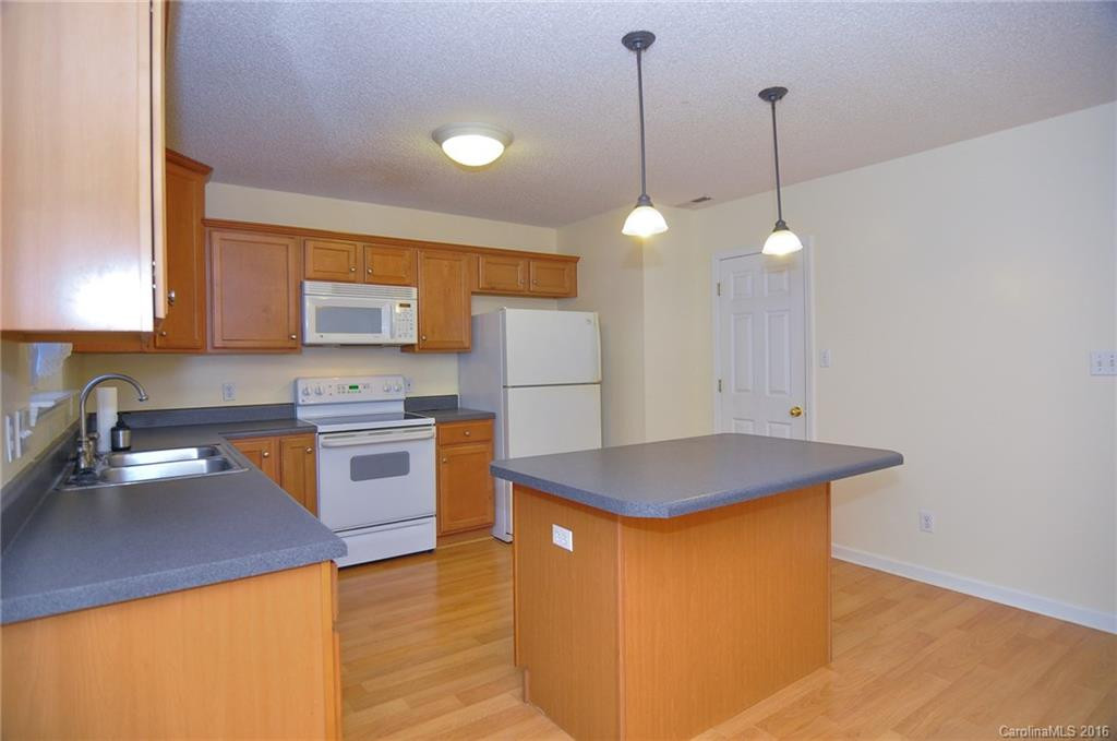 215 Laurel Ridge Road - Photo 10