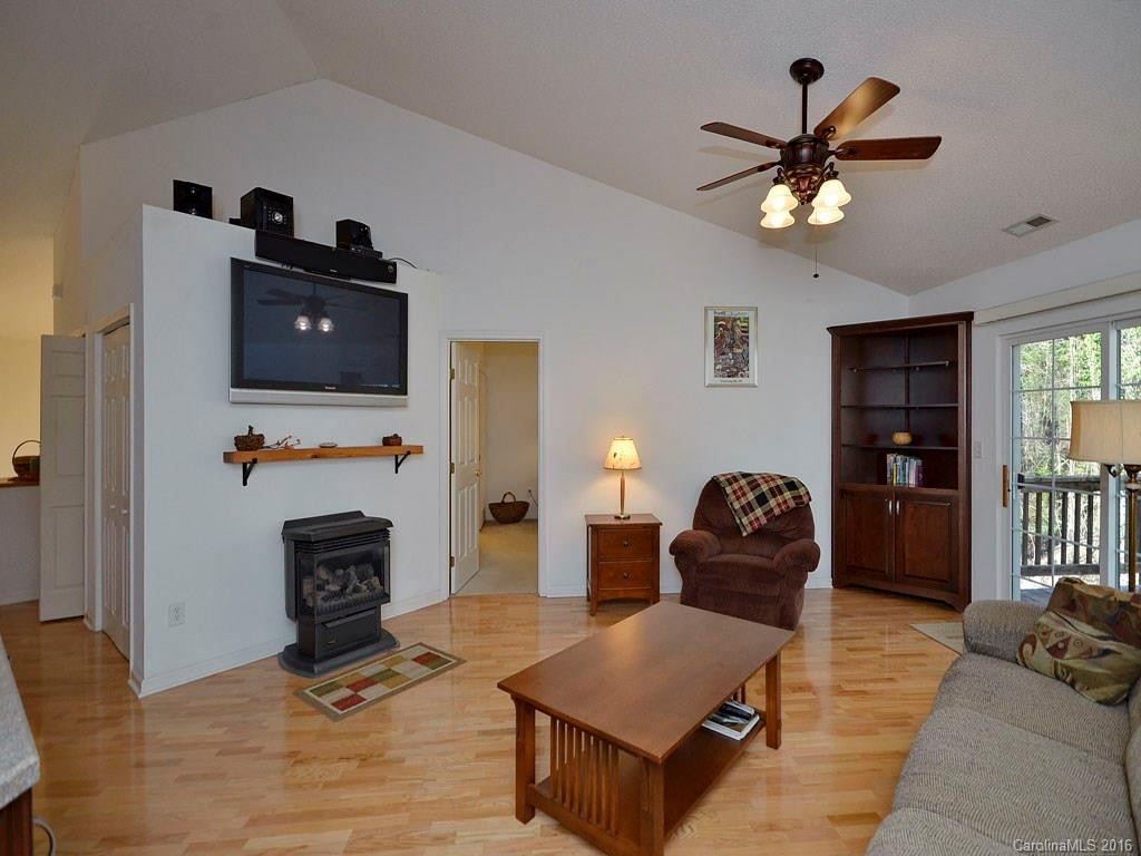 119 Ewarts Pond Road #10 - Photo 4