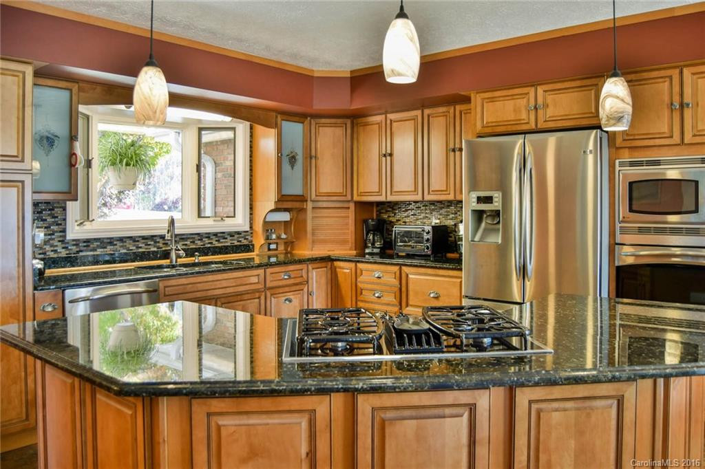 204 Vista Drive - Photo 5