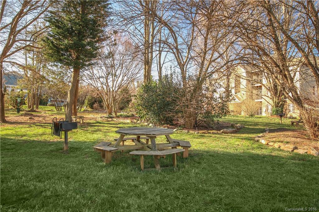 624 Appeldoorn Circle #624 - Photo 16
