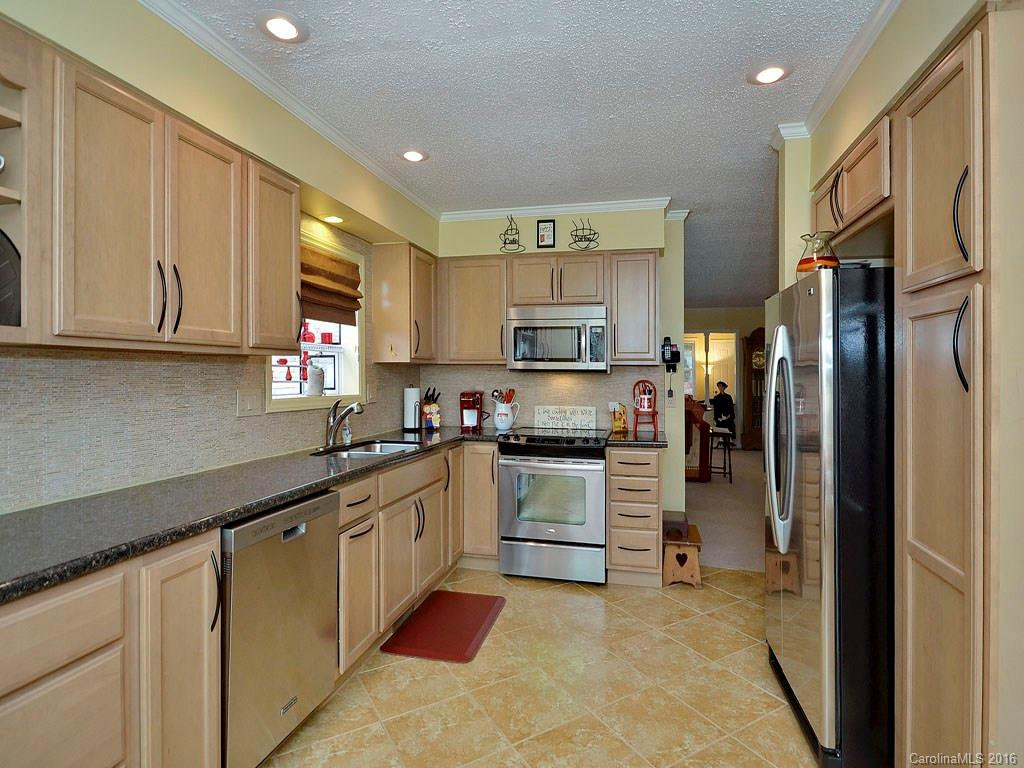 519 Belvidere Court #69 - Photo 3