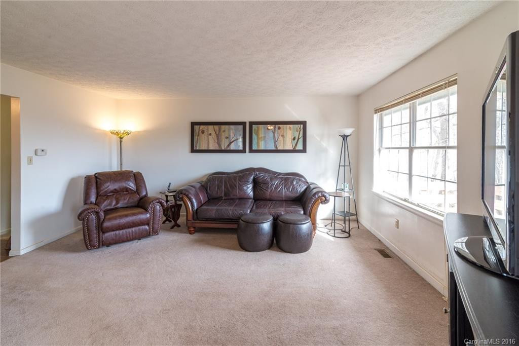 112 Pleasant Drive #9 - Photo 3