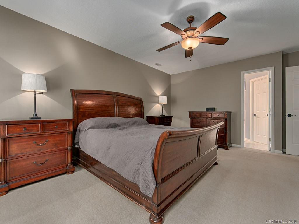 404 Silver Maple Court - Photo 11