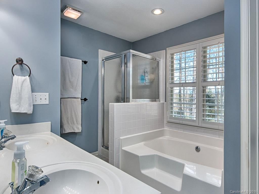 404 Silver Maple Court - Photo 12