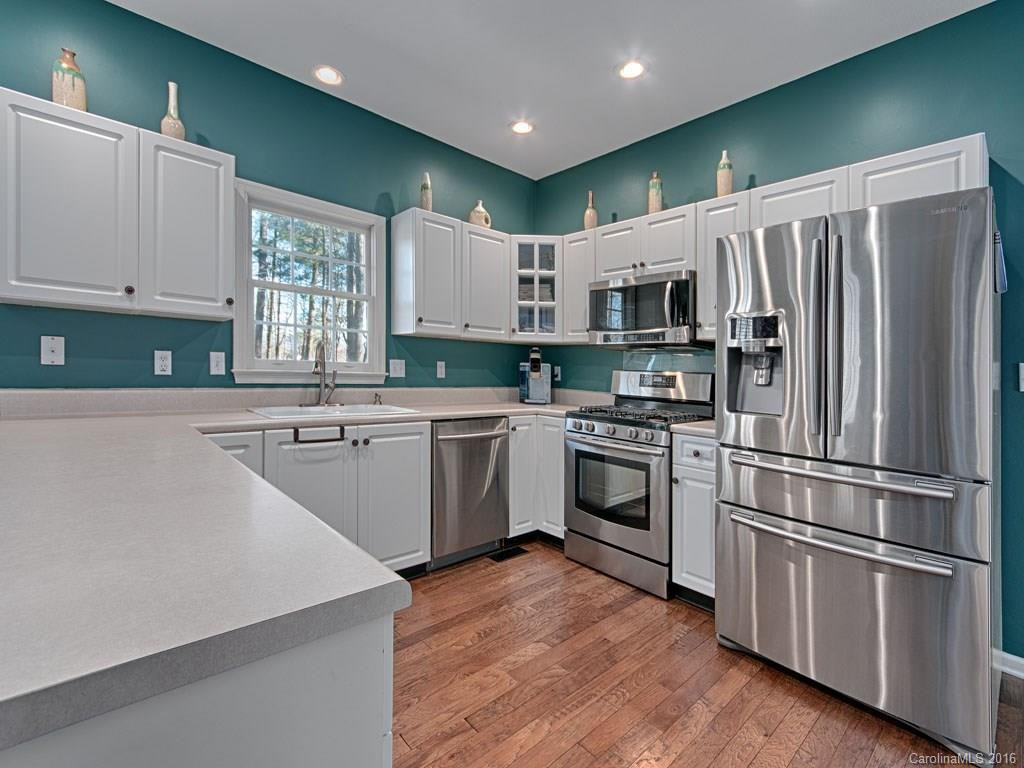 404 Silver Maple Court - Photo 6