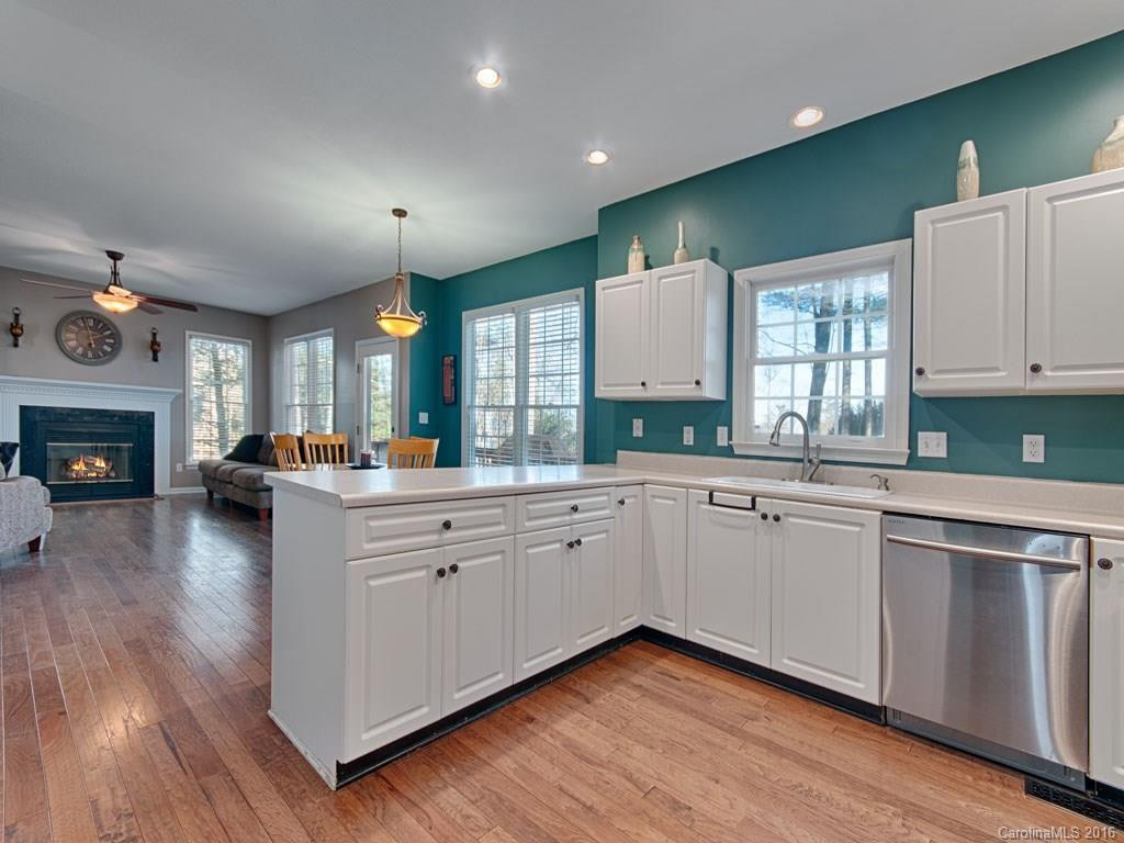 404 Silver Maple Court - Photo 7