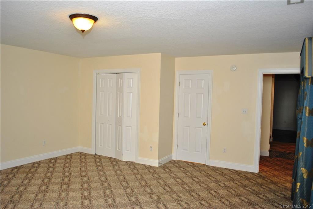 34 Huntington Chase Drive #19 - Photo 19