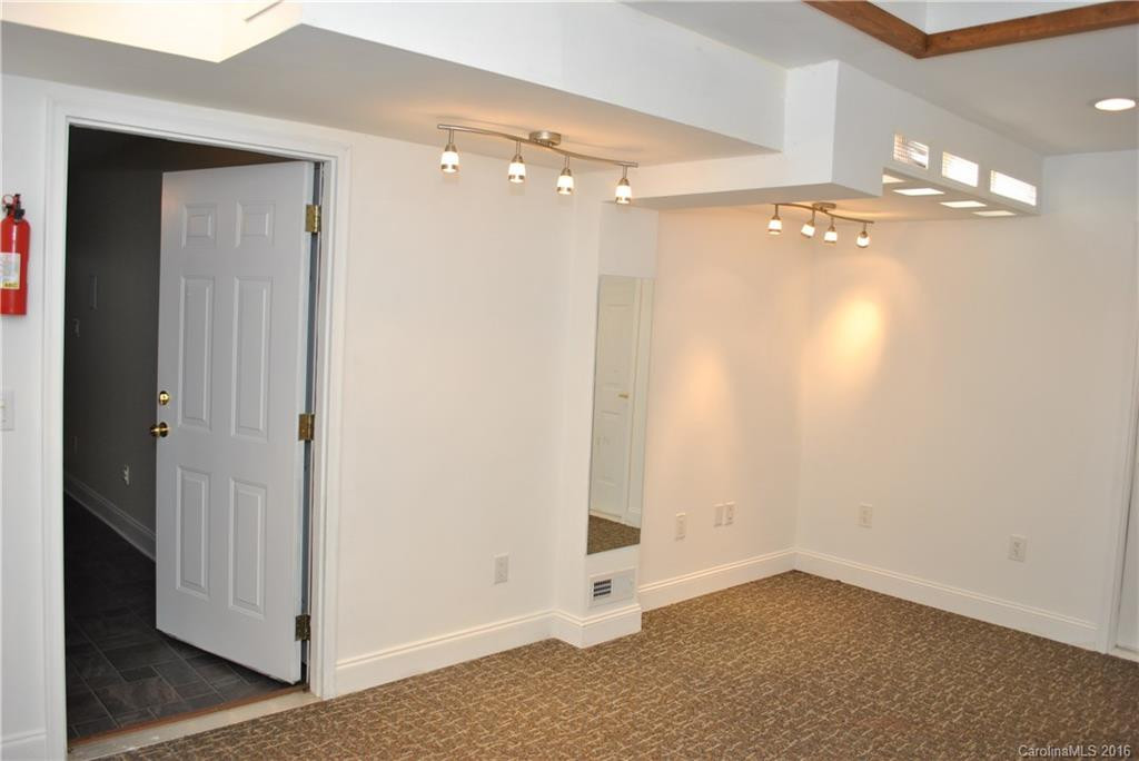 34 Huntington Chase Drive #19 - Photo 22