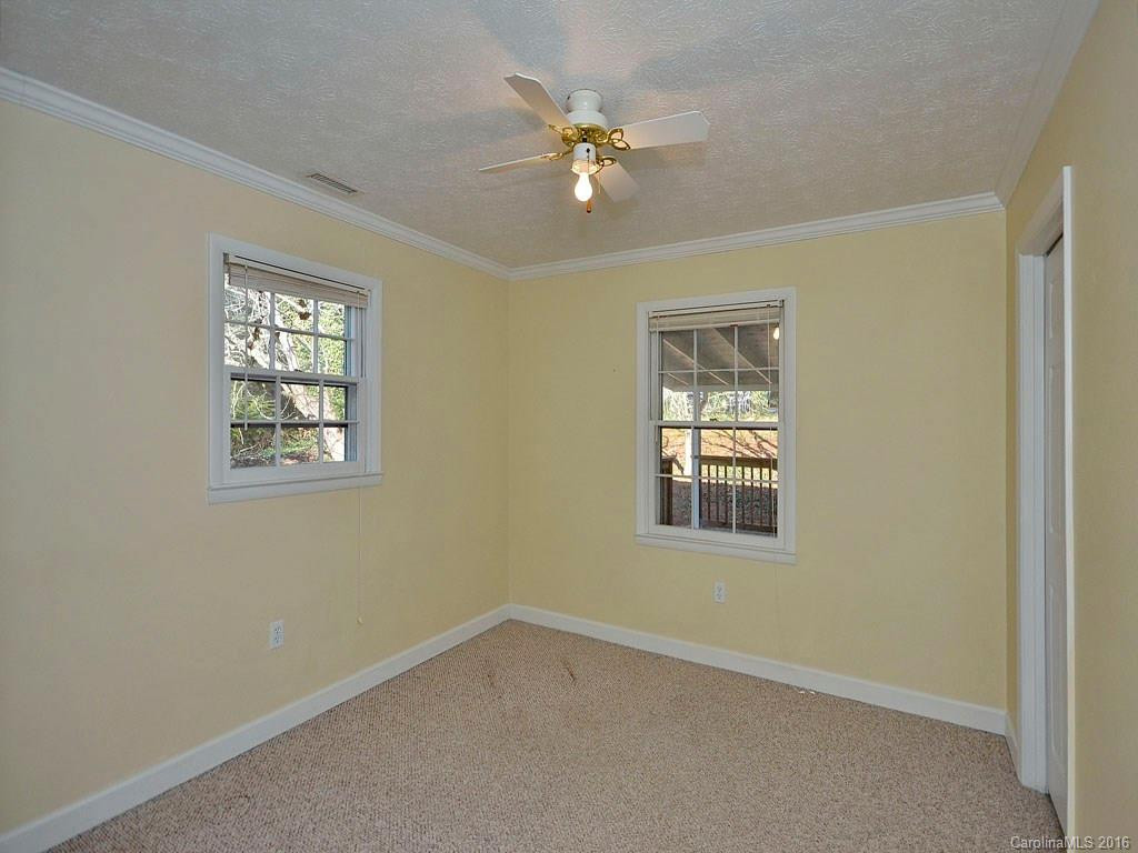 399 James Street - Photo 12