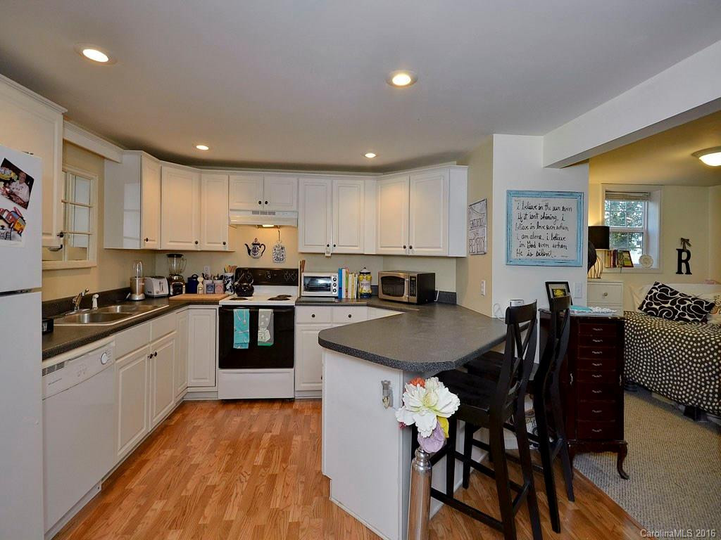 399 James Street - Photo 20