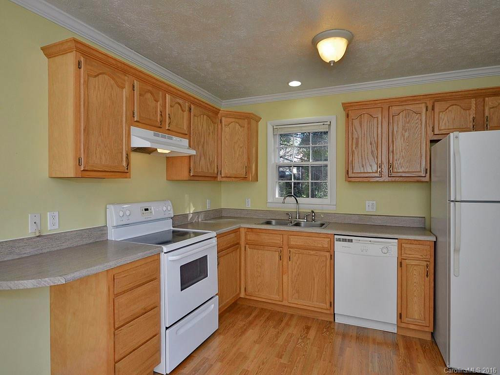 399 James Street - Photo 8
