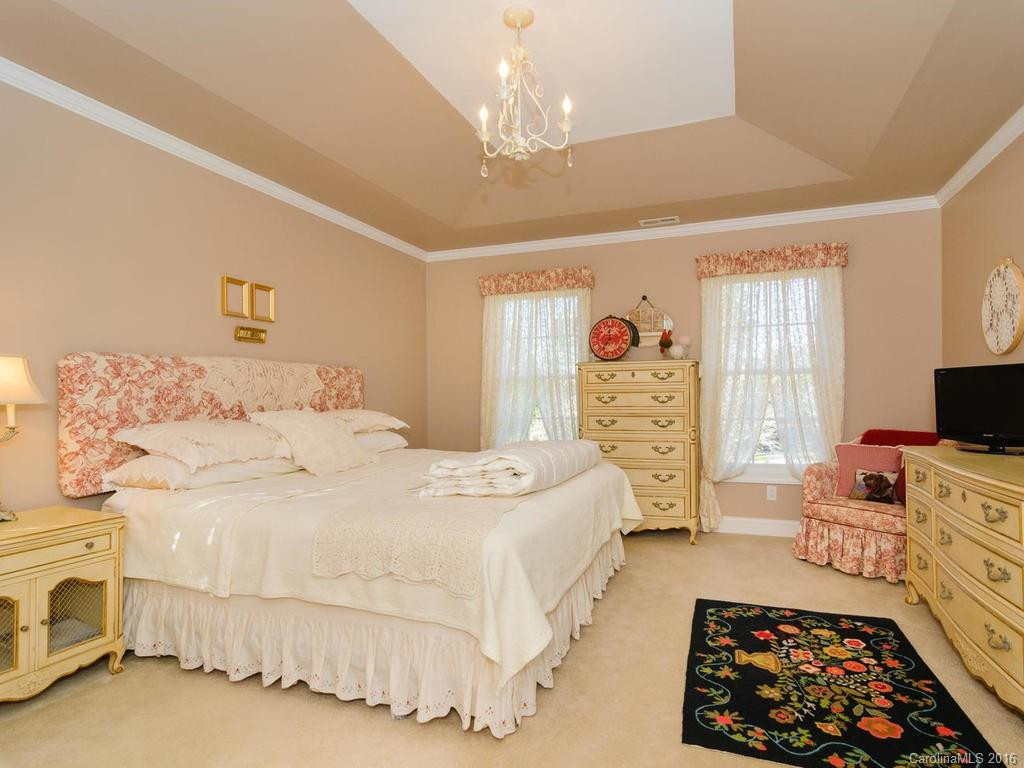 21 Mountain Lake Drive - Photo 14