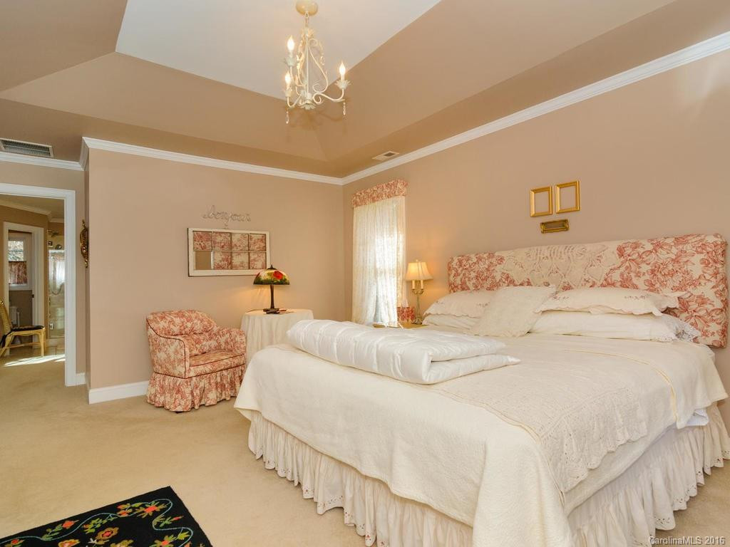 21 Mountain Lake Drive - Photo 15