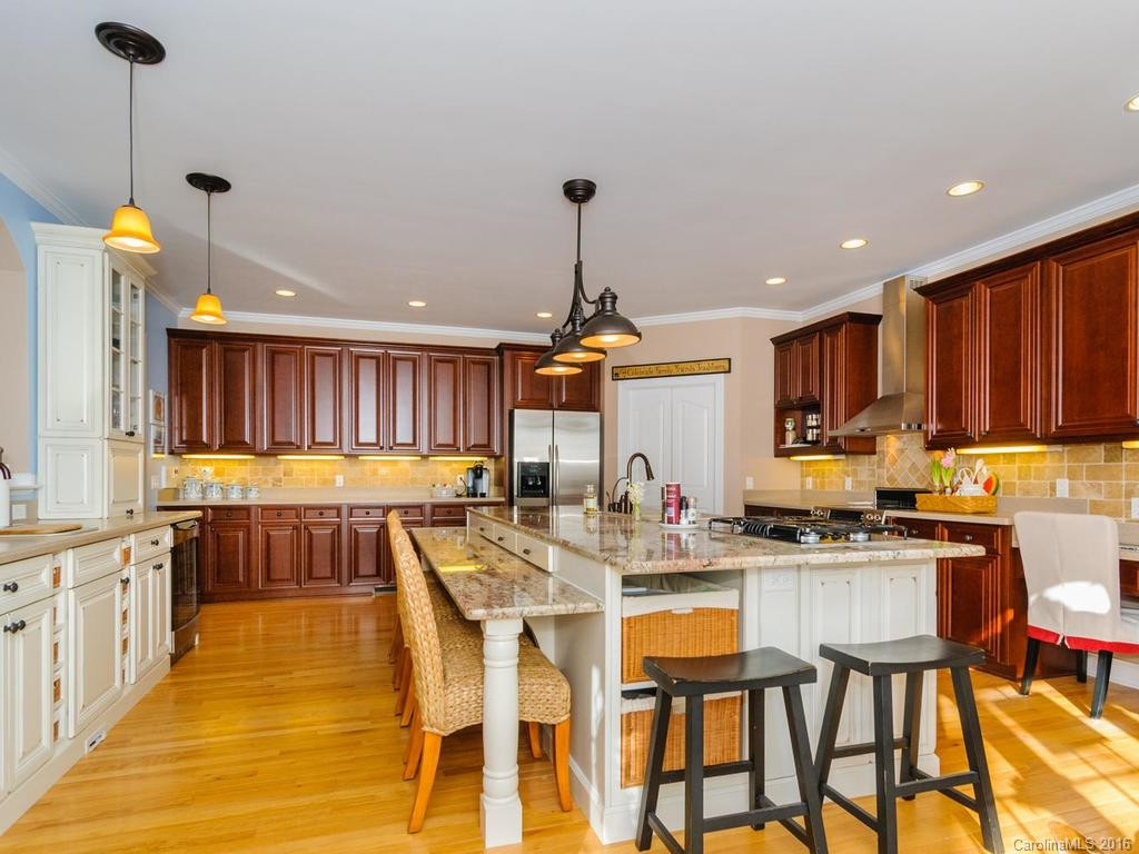 21 Mountain Lake Drive - Photo 5