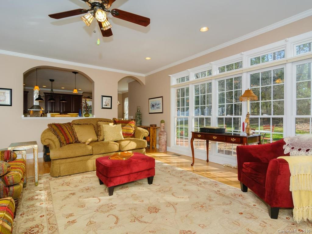 21 Mountain Lake Drive - Photo 10