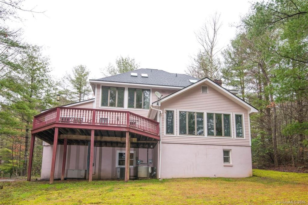136 Woodhaven Drive - Photo 3