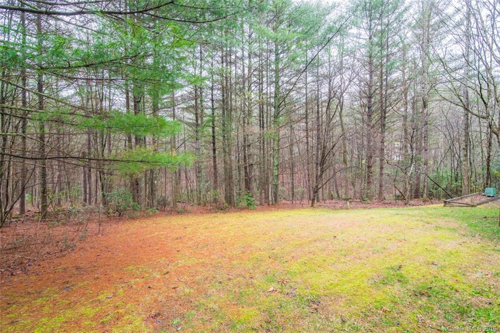 136 Woodhaven Drive - Photo 4