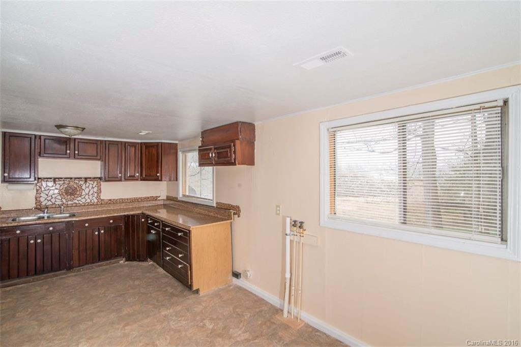 836 Mount Airy Street - Photo 7