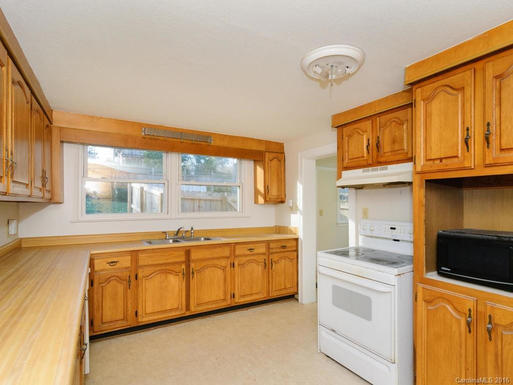 84 Washington Road - Photo 9