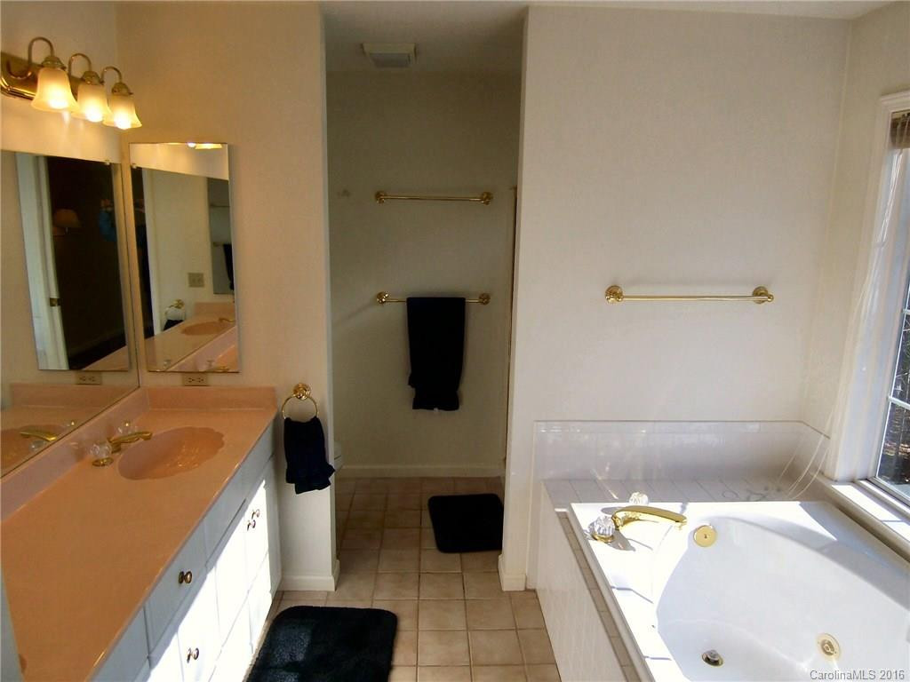 601 Sunlight Ridge Drive - Photo 12