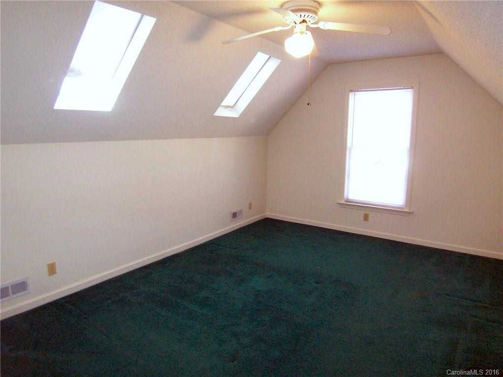 601 Sunlight Ridge Drive - Photo 16